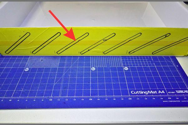 ダイソー製品でキッチンの扉裏に付ける収納の作り方