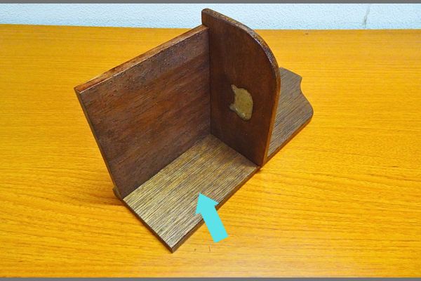 100円ショップの木材で作る、小さな棚の組みたて手順