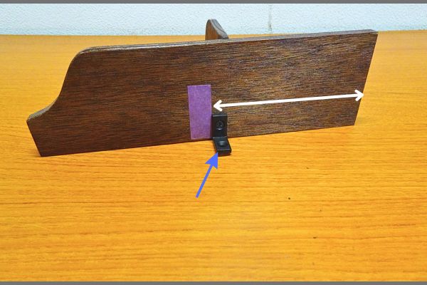 100円ショップの木材で作る、小さな棚の組みたて手順