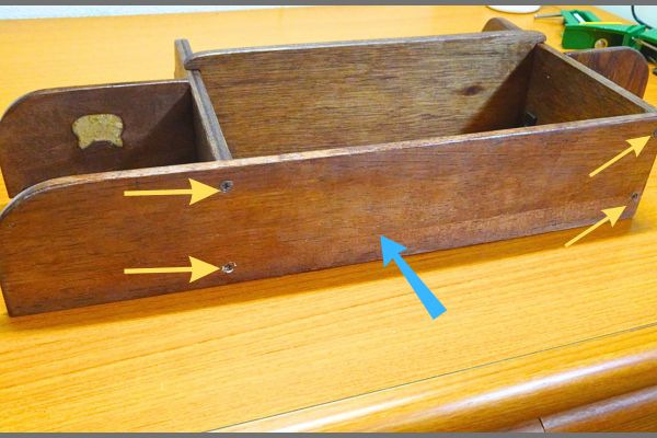 100円ショップの木材で作る、小さな棚の組みたて手順